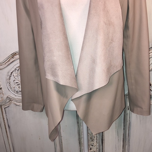 Joan Vass New York Lovely Taupe Faux Leather Waterfall Front Jacket Size Small - Picture 5 of 12